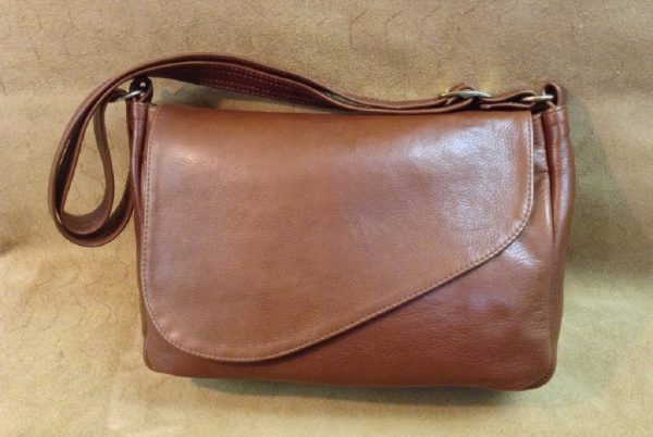 Beggar&#39;s Pouch Leather Flap Compartment Bag - Beggars Pouch Leather
